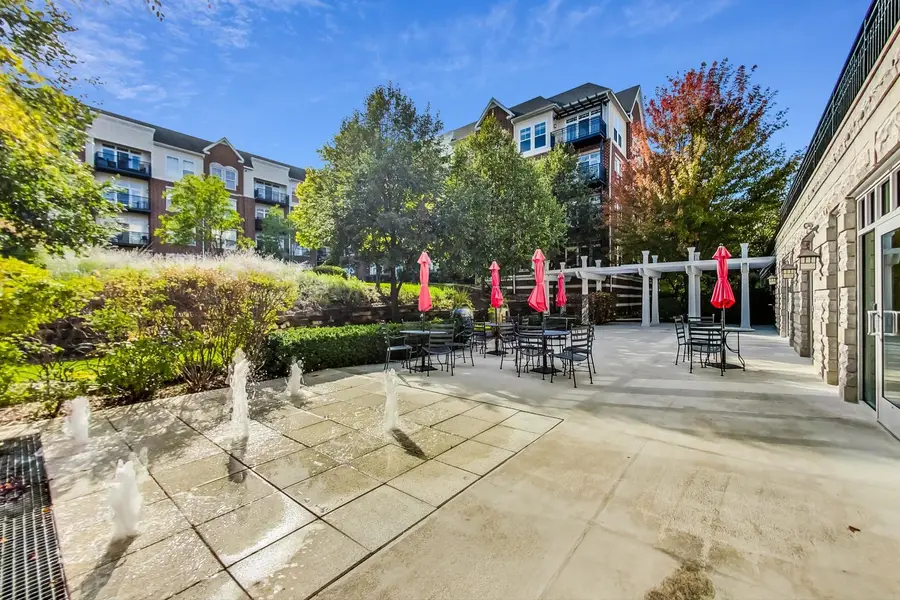 7757 Van Buren Street #204, Forest Park, IL 60130 - Image #3