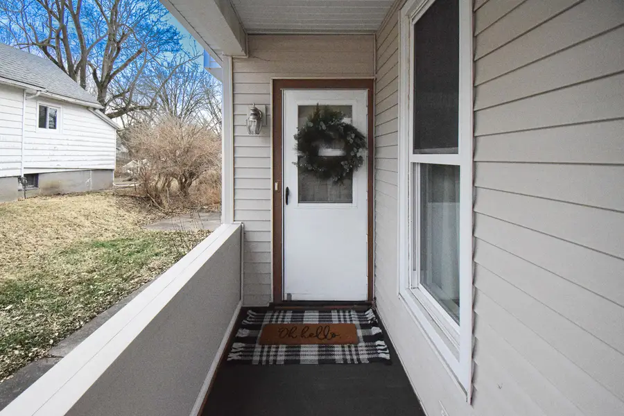 914 W Olive Street, Bloomington, IL 61701 - Image #2