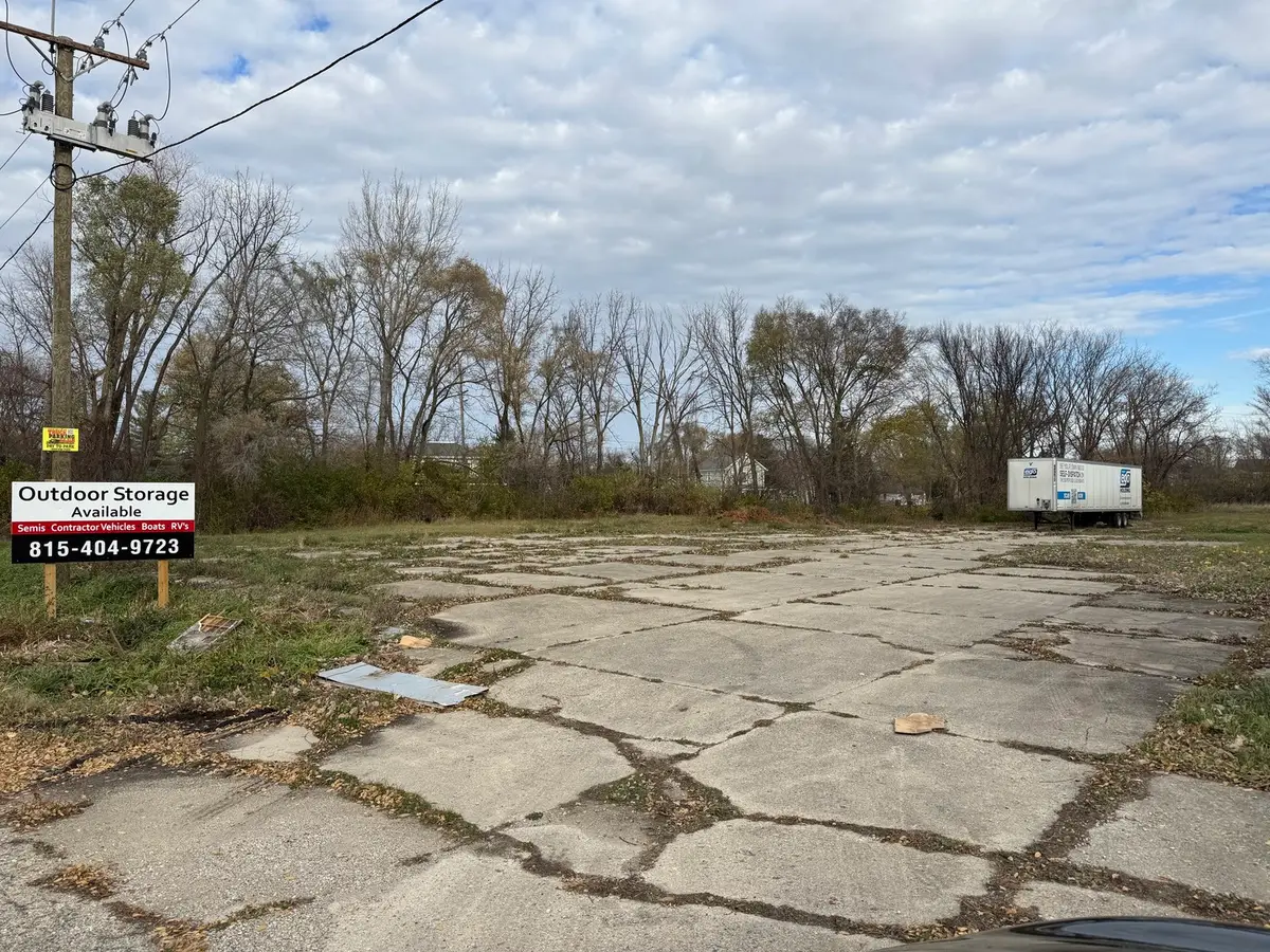 Address Withheld By Seller, Marengo, IL 60152 - Image #1