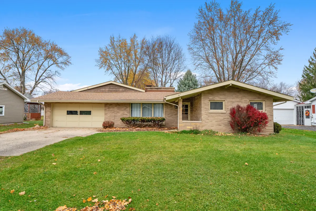 707 E Prairie Street, Plano, IL 60545 - Image #1