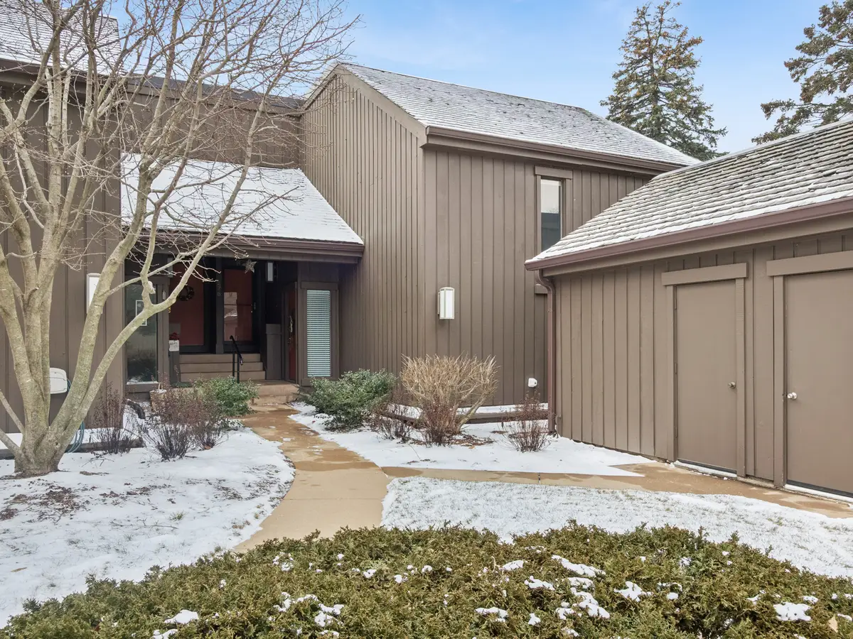 276 Old Barn Road #276-B, Barrington, IL 60010 - Image #1