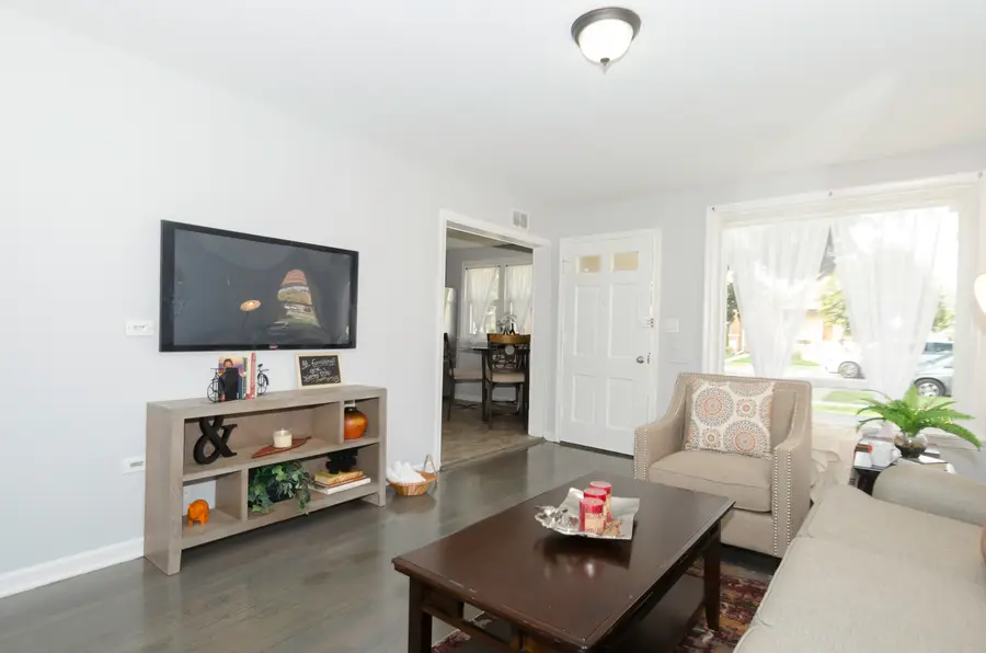 1643 N 23 Avenue, Melrose Park, IL 60160 - Image #2