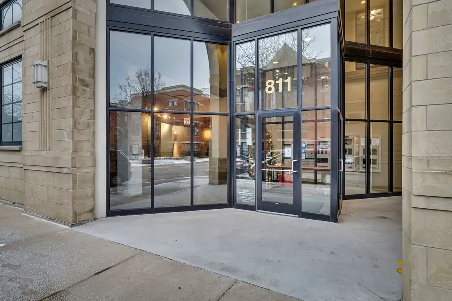 811 W 15th Place #610, Chicago, IL 60608 - Image #2