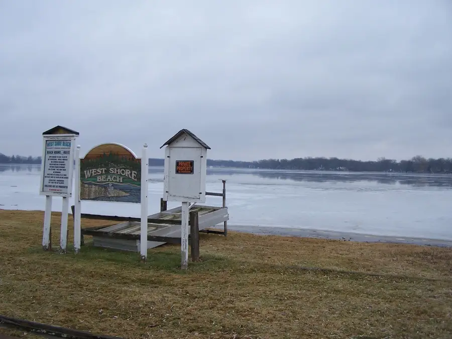 5106 W Westshore Drive, McHenry, IL 60050 - Image #2