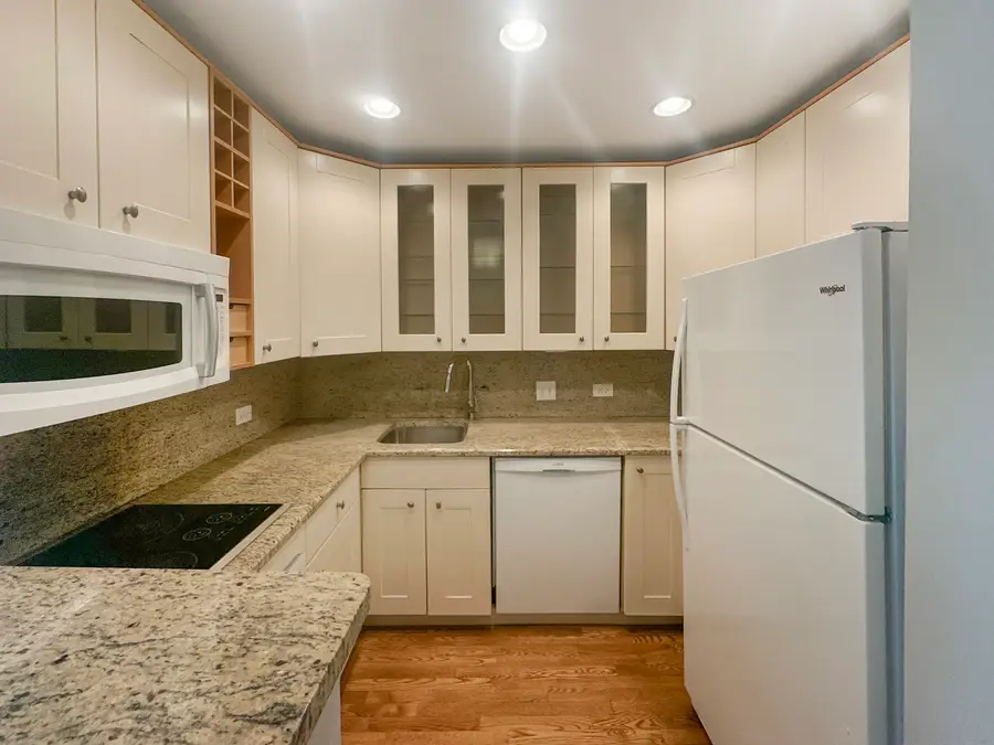 Address Withheld By Seller, Chicago, IL 60611 - Image #2