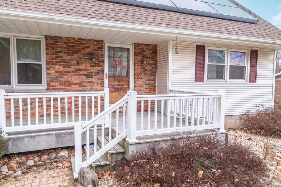 118 Gottlieb Court, Creve Coeur, IL 61610 - Image #2