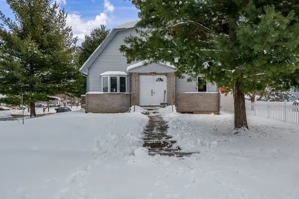 1020 W Perry Street, Belvidere, IL 61008