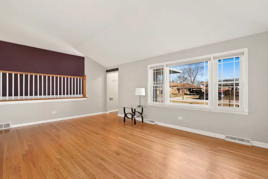 1534 Harrison Avenue, La Grange Park, IL 60526 - Image #2