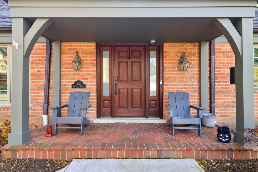 1443 Woodhill Drive, Northbrook, IL 60062 - Image #3