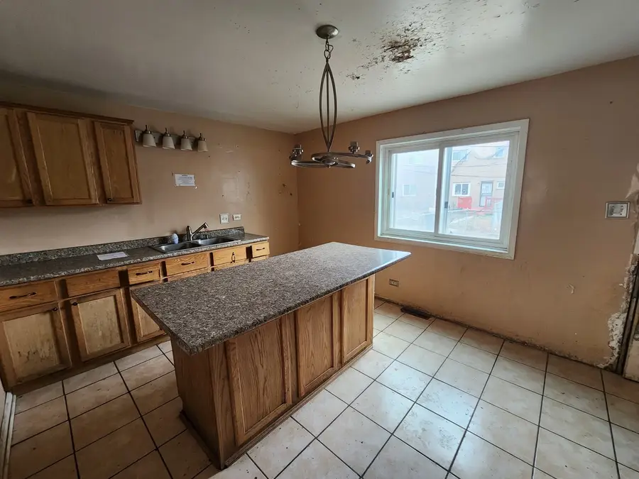 2211 171st Street, Hazel Crest, IL 60429 - Image #3