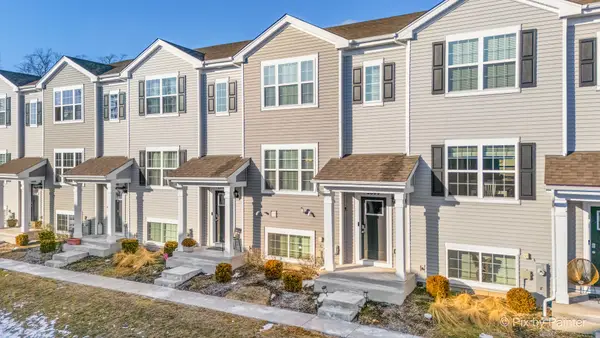 2544 Alison Avenue, Pingree Grove, IL 60140