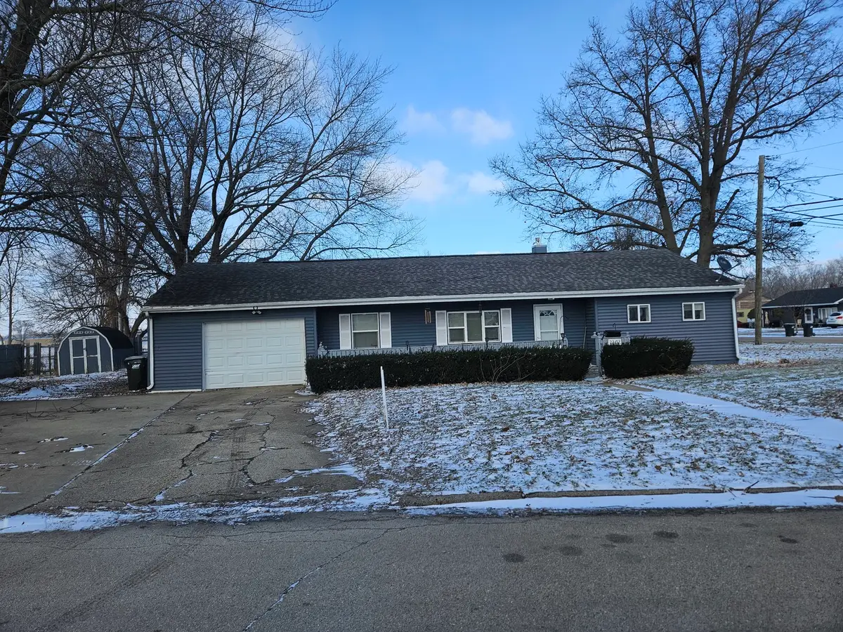 2202 Chestnut Avenue, Sterling, IL 61081 - Image #1