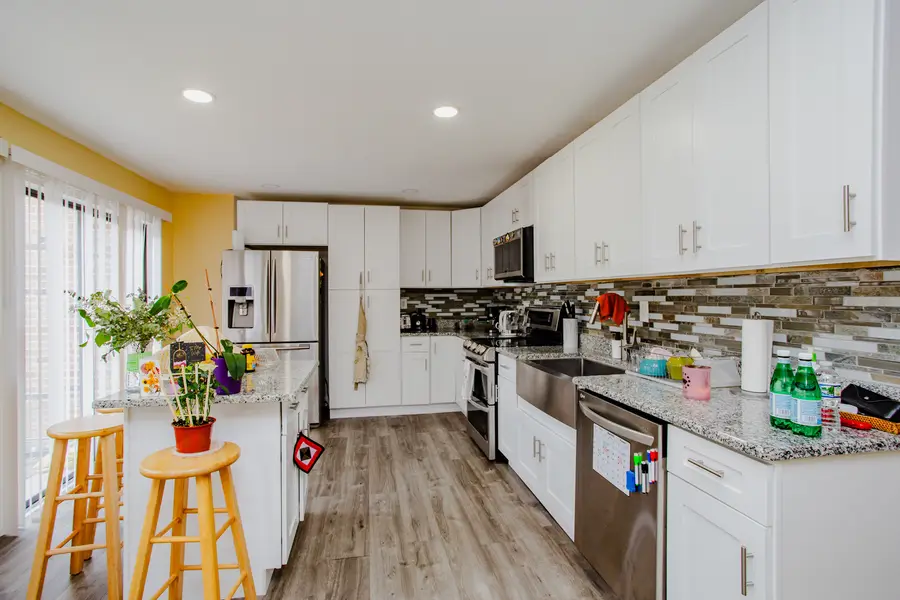 211 W Hanover Place, Mount Prospect, IL 60056 - Image #3