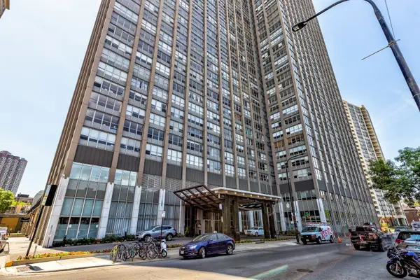 655 W Irving Park Road #3116, Chicago, IL 60613