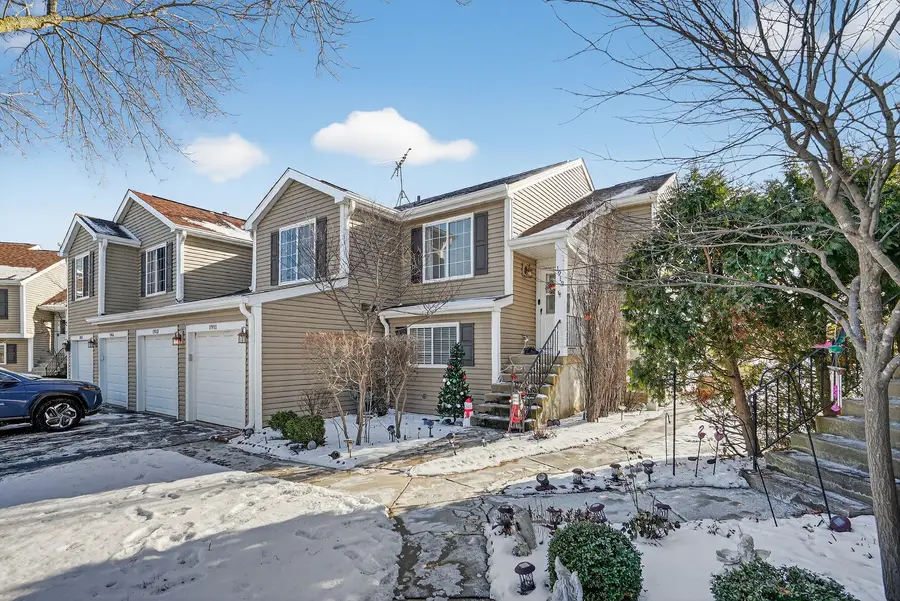 1913 Windsong Drive #284, Schaumburg, IL 60194 - Image #2