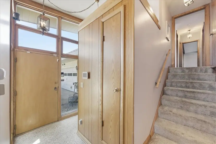 616 Seneca Drive, Aurora, IL 60506 - #3