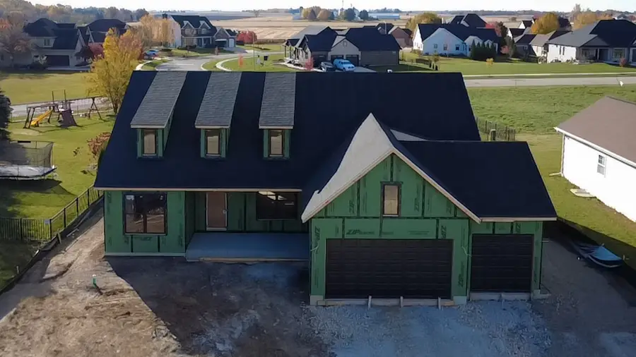 668 E Becker Place, Sycamore, IL 60178 - Image #2