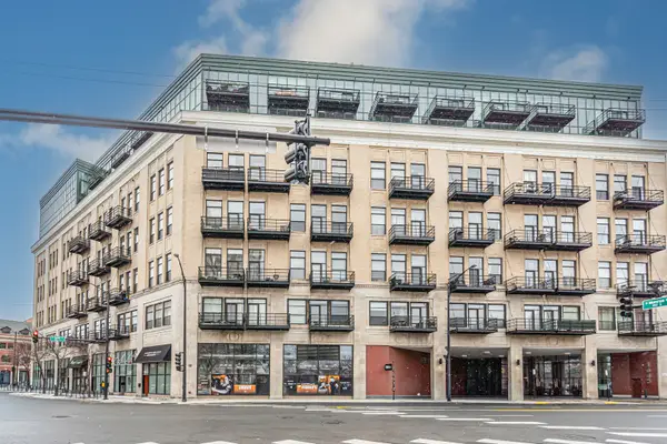 1645 W Ogden Avenue #503, Chicago, IL 60612