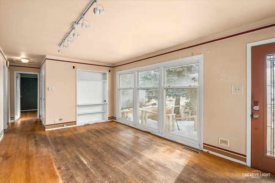 58 E 55th Street, Westmont, IL 60559 - Image #3