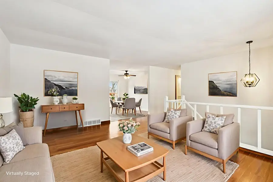 413 Plum Street, Lake In The Hills, IL 60156 - Image #3