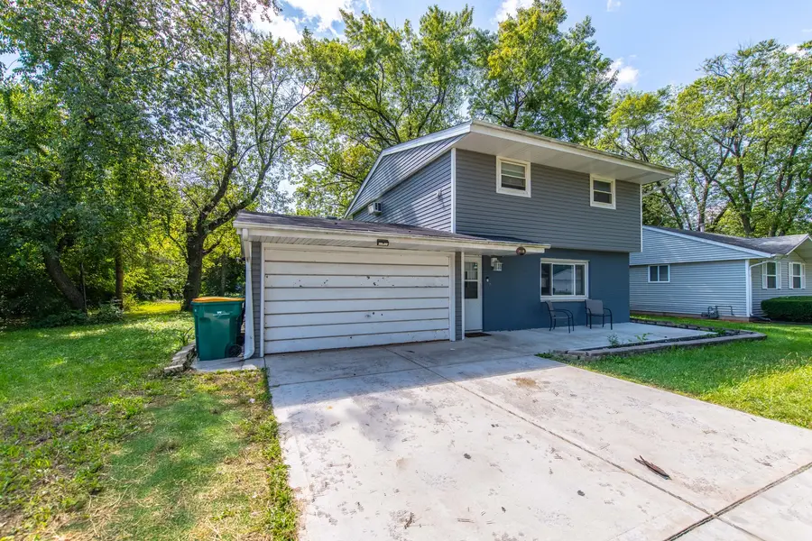 201 Oakwood Drive, Shorewood, IL 60404 - Image #3