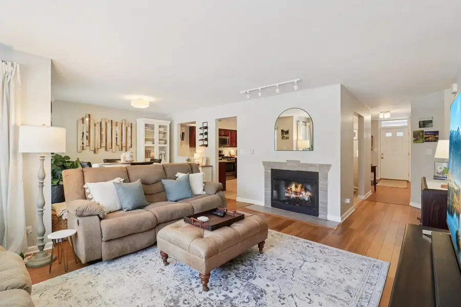 931 Ann Arbor Lane, Vernon Hills, IL 60061 - Image #2