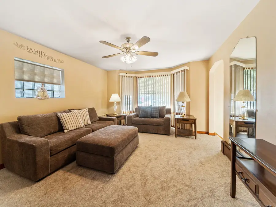 6401 Sinclair Avenue, Berwyn, IL 60402 - Image #3