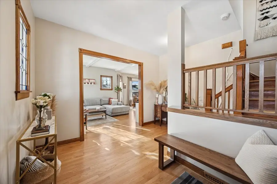 647 S Taylor Avenue, Oak Park, IL 60304 - Image #3