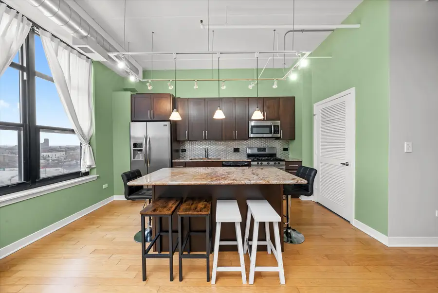 833 W 15th Place #711, Chicago, IL 60608 - Image #2