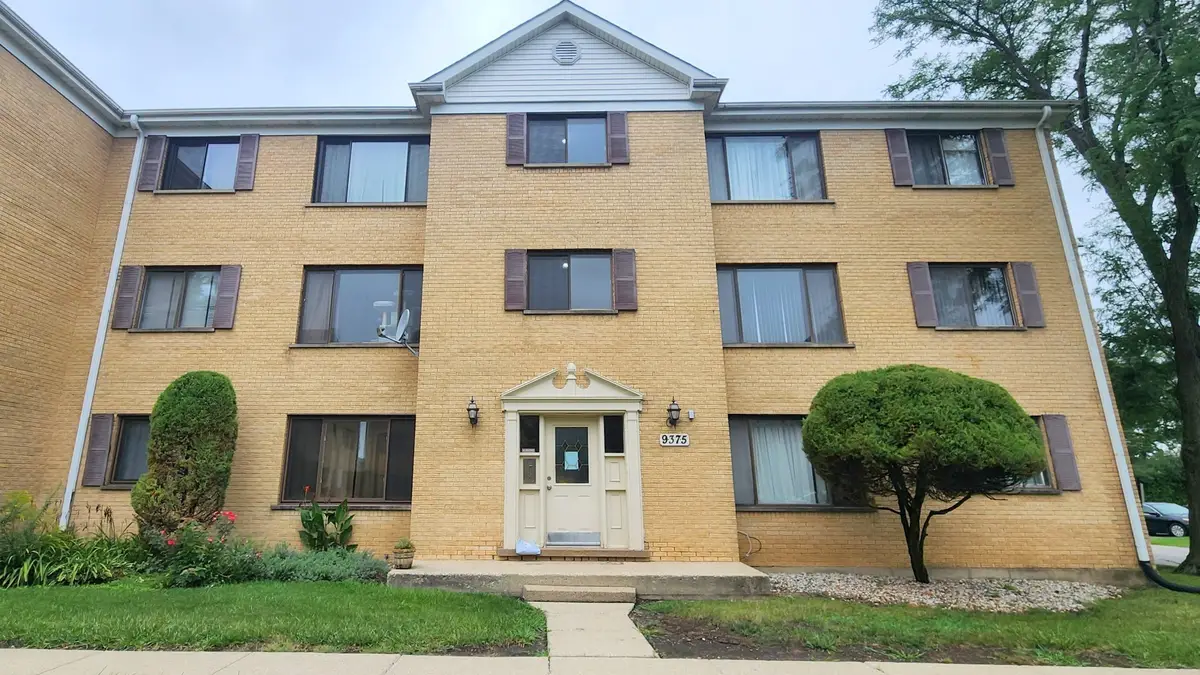 9375 Hamilton Court #E, Des Plaines, IL 60016 - Image #1