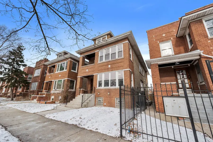 5230 W Deming Place, Chicago, IL 60639 - Image #3