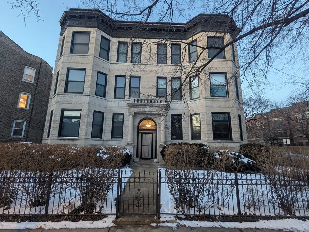 1402 W Belle Plaine Avenue #2, Chicago, IL 60613 - Image #1