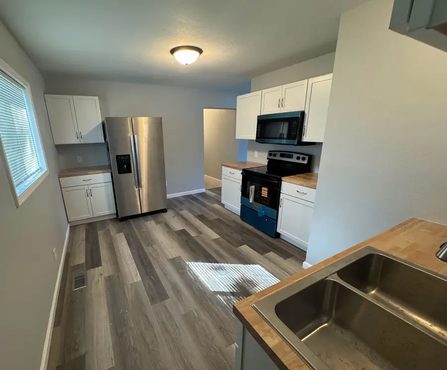 1516 N Mattis Avenue, Champaign, IL 61821 - Image #2