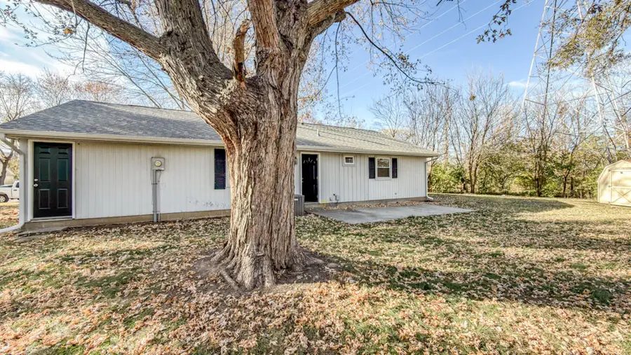 3334 Ridgewood Drive, Champaign, IL 61821 - Image #2