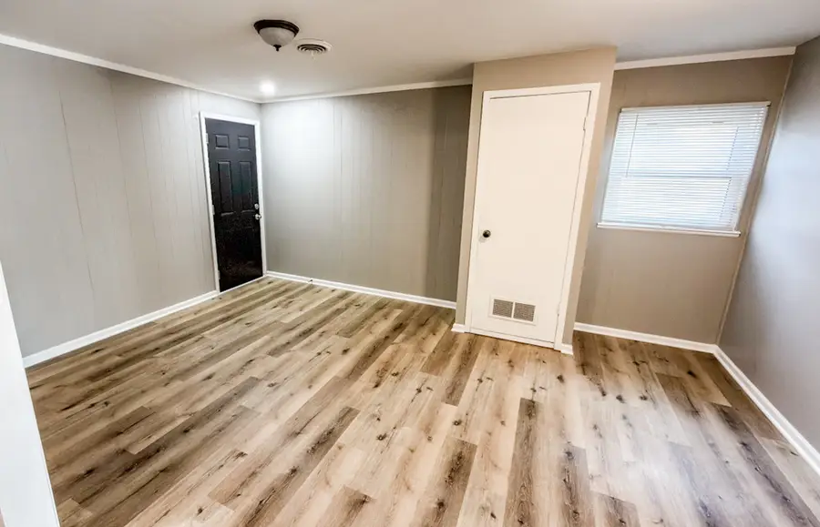 3334 Ridgewood Drive, Champaign, IL 61821 - Image #3