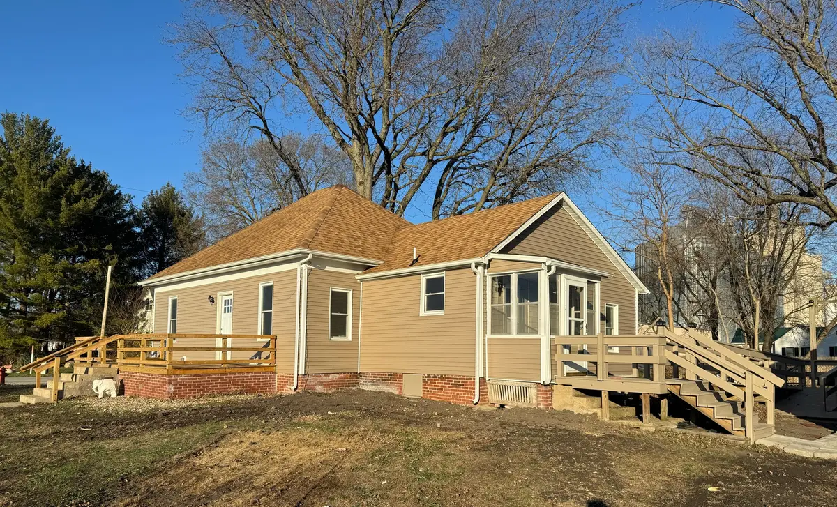 100 S West Street, Sadorus, IL 61872 - Image #1