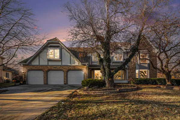 3942 Broadmoor Circle, Naperville, IL 60564