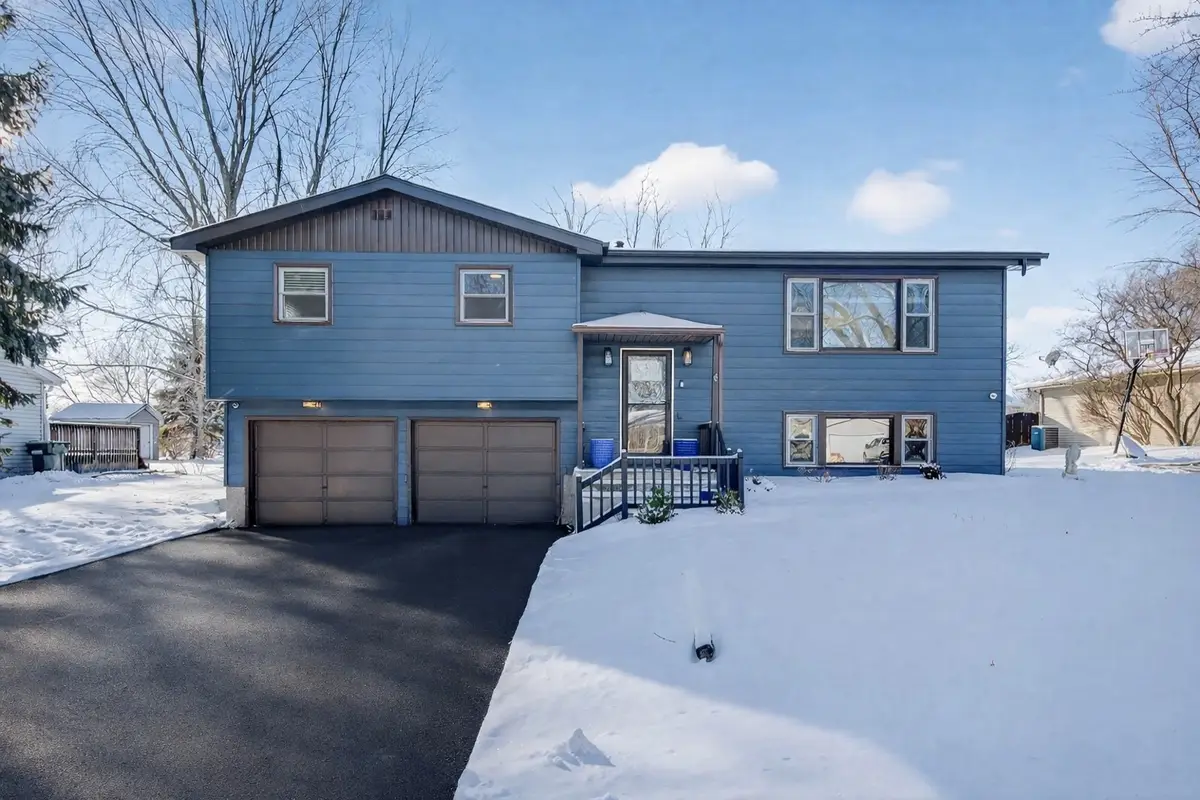 24333 S Valley Drive, Channahon, IL 60410 - #1