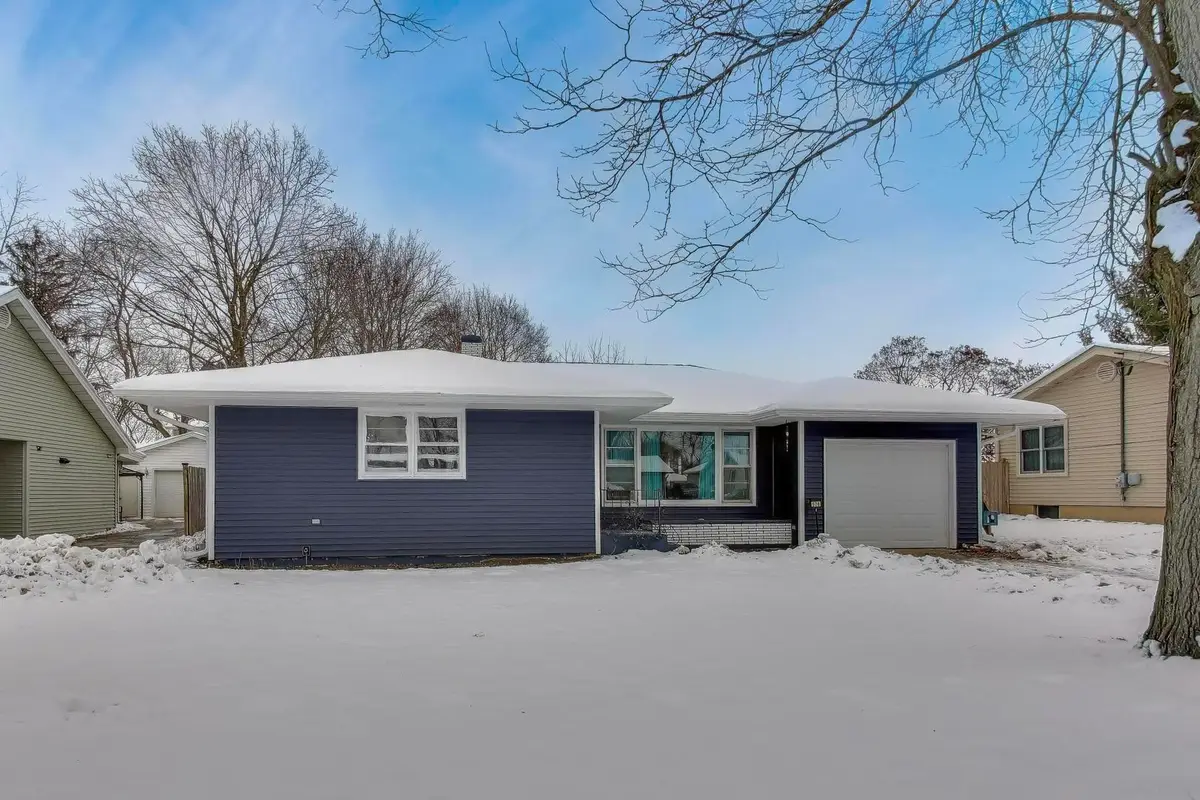 528 W Kimball Avenue, Woodstock, IL 60098 - Image #1