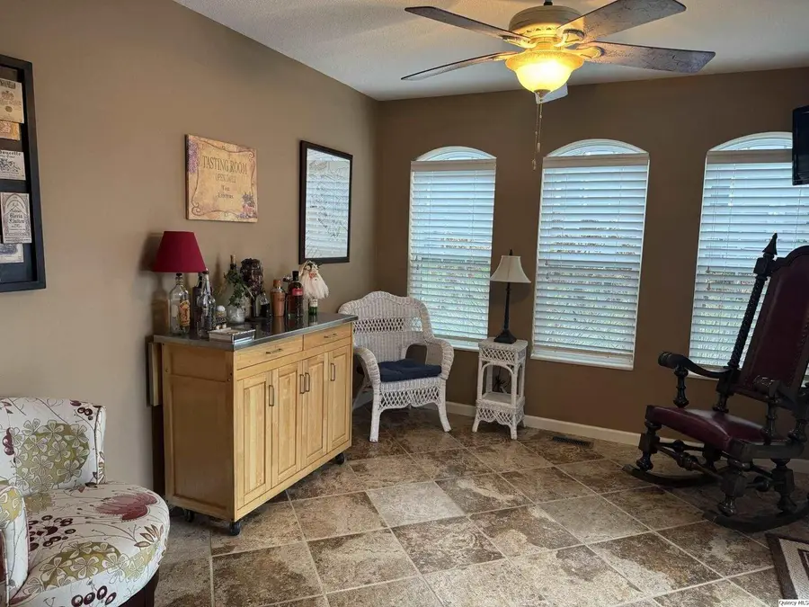 5001 Chestnut, Quincy, IL 62305 - Image #3