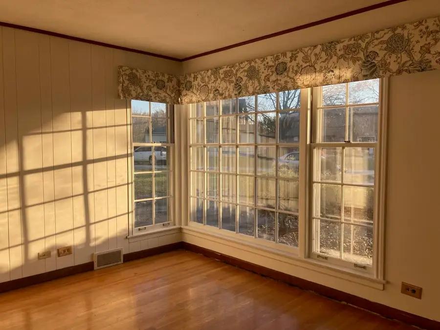 8142 W Oak Lane, Niles, IL 60714 - Image #3