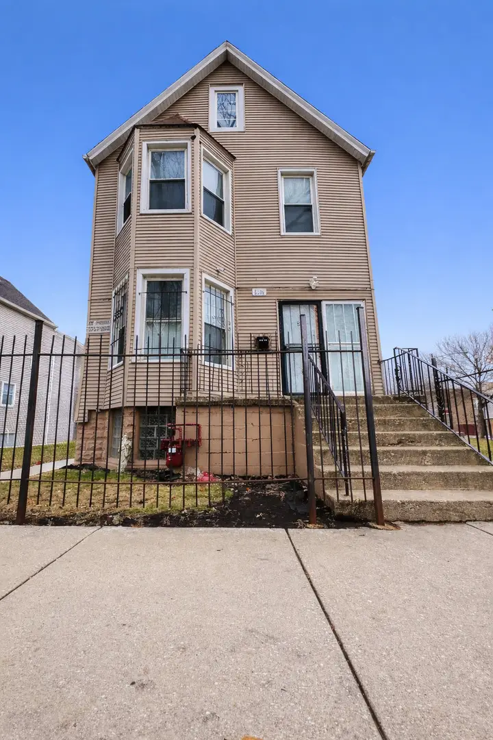 5106 S Carpenter Street, Chicago, IL 60609 - Image #1