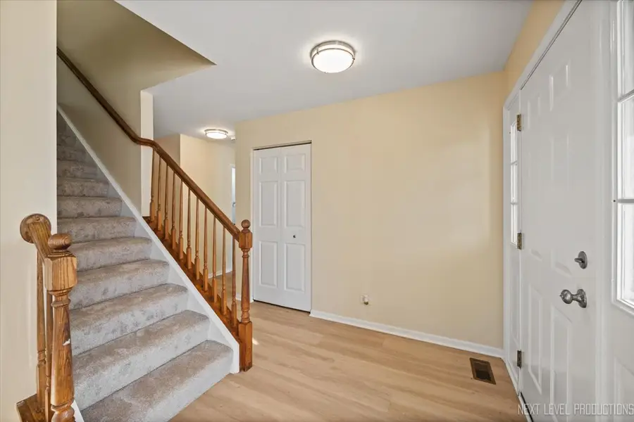 438 W Meadow Mist Lane, Round Lake, IL 60073 - Image #3