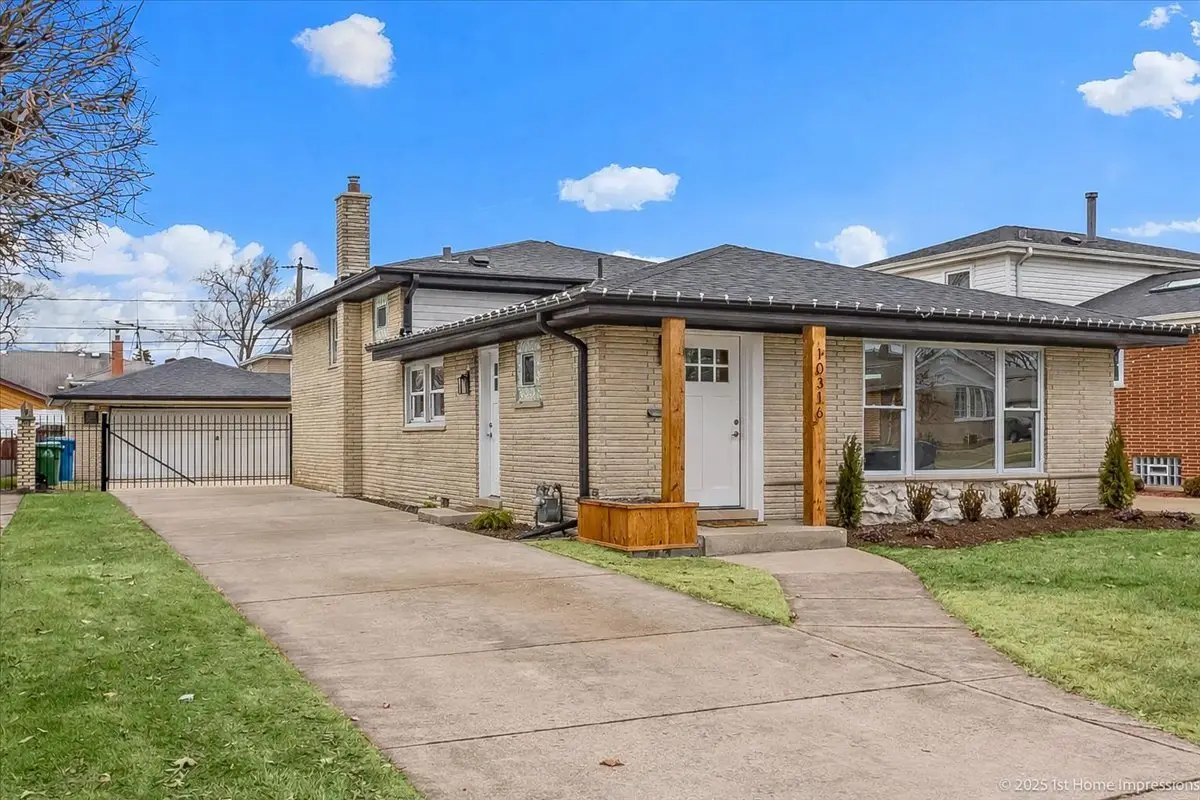 10316 Lamon Avenue, Oak Lawn, IL 60453 - Image #1