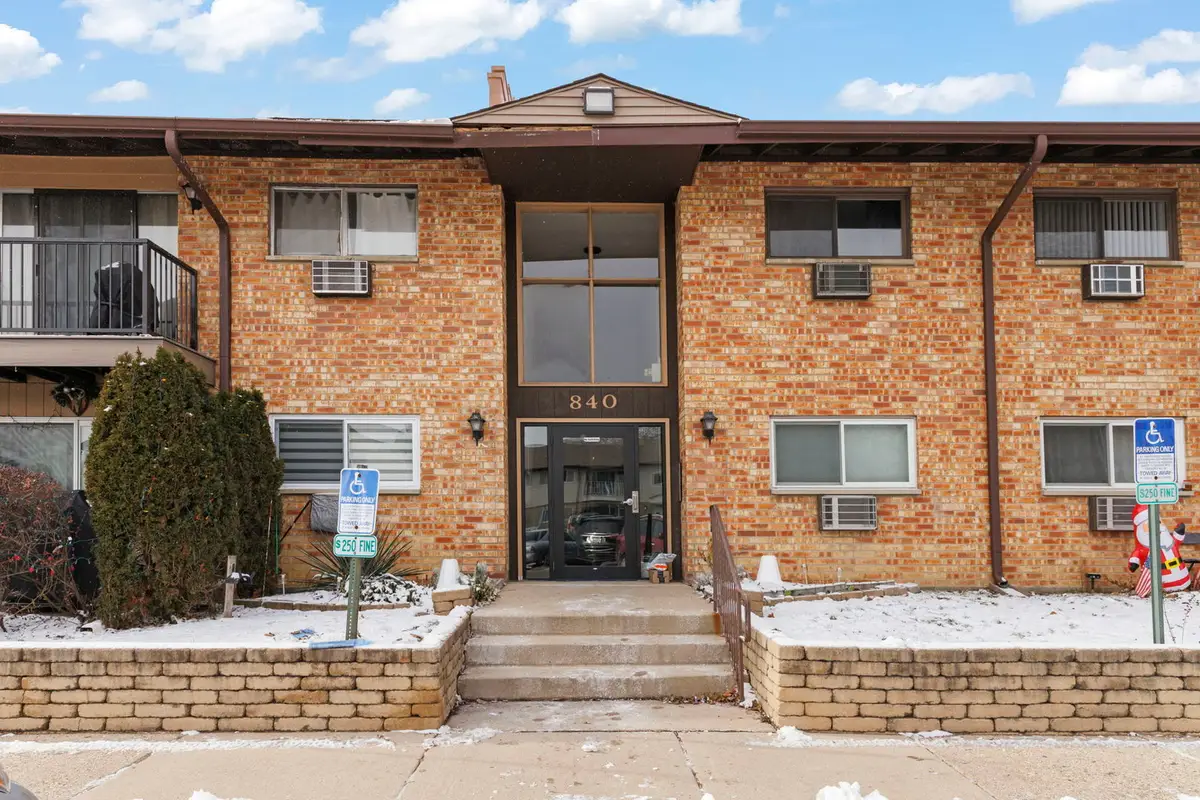 840 E Old Willow Road #116, Prospect Heights, IL 60070 - Image #1
