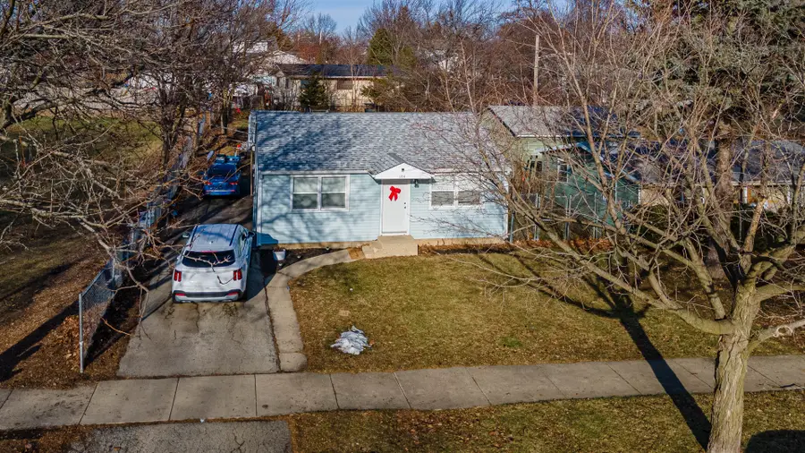 1214 E Galena Boulevard, Aurora, IL 60505 - Image #2