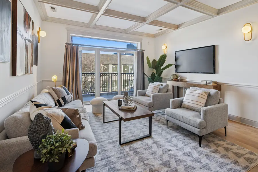 1890 N Milwaukee Avenue #3D, Chicago, IL 60647 - Image #2