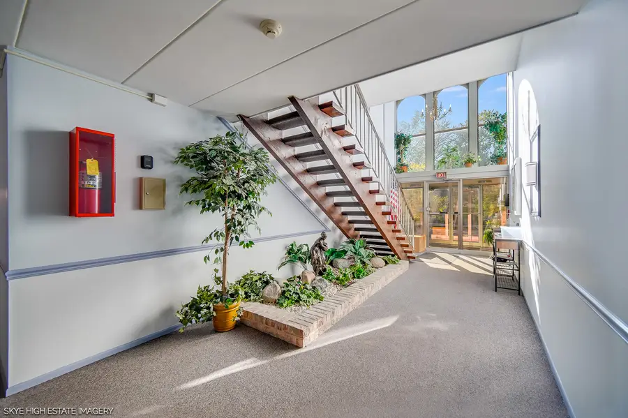 18855 Burnham Avenue #234, Lansing, IL 60438 - Image #3