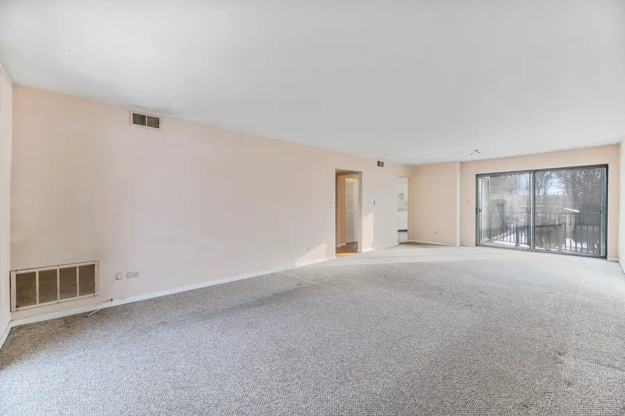 5019 Mulford Street #201, Skokie, IL 60077 - Image #3
