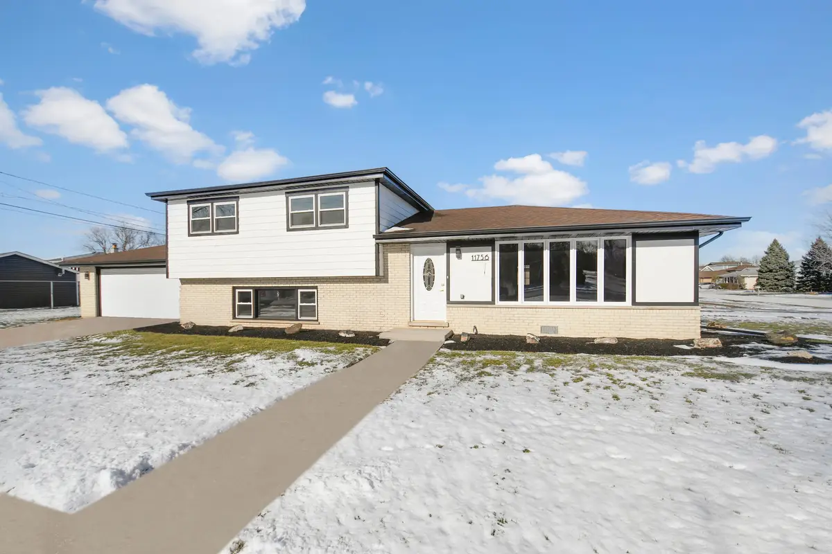 11756 S Leamington Avenue, Alsip, IL 60803 - Image #1